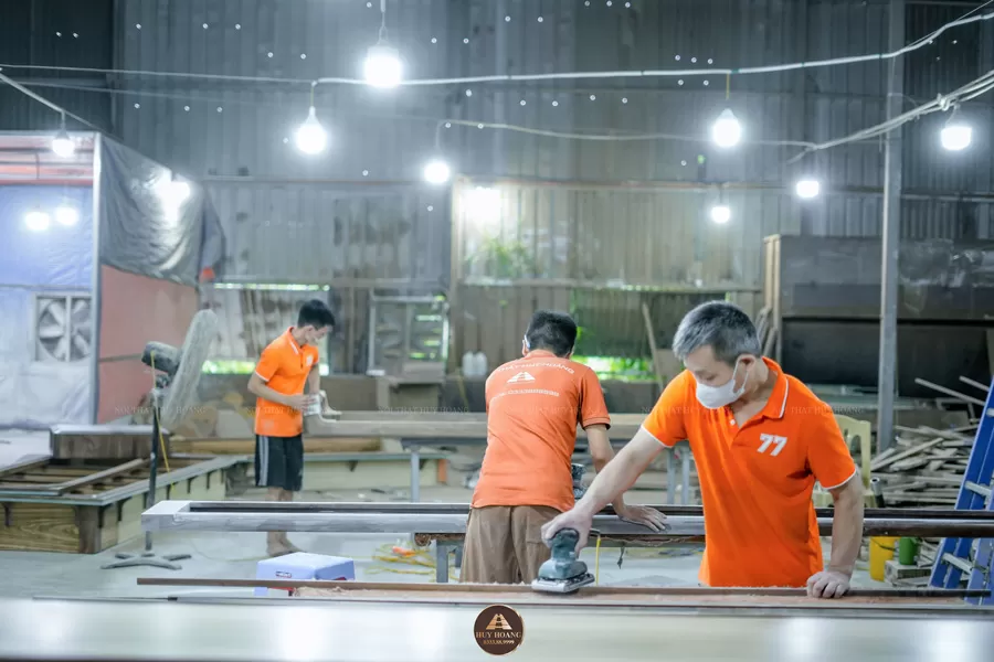 Xưởng sản xuất nội thất huy hoàng